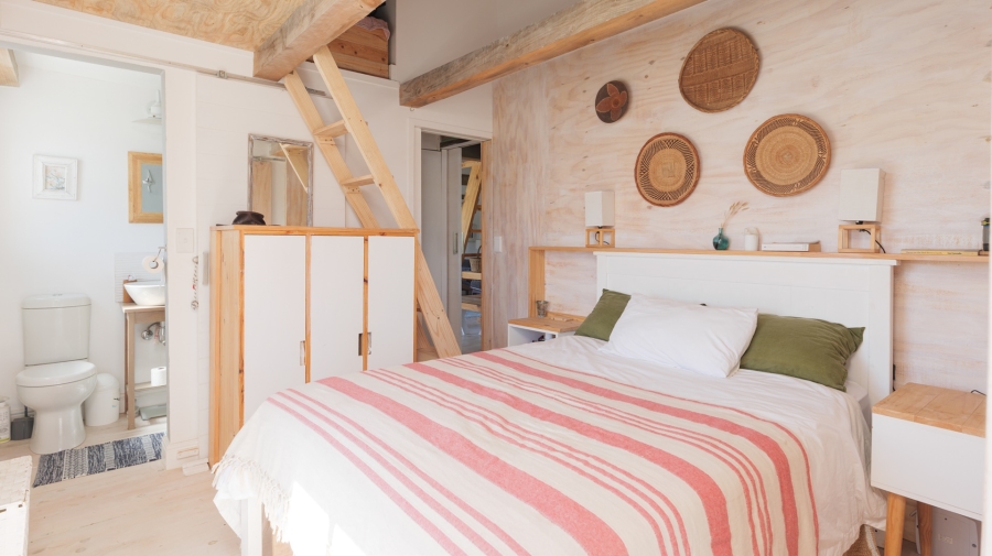 2 Bedroom Property for Sale in Suiderstrand Western Cape